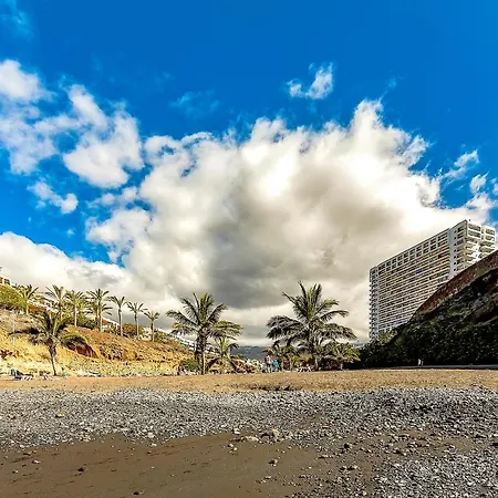 Ocean Garden 2 Bed דירה *