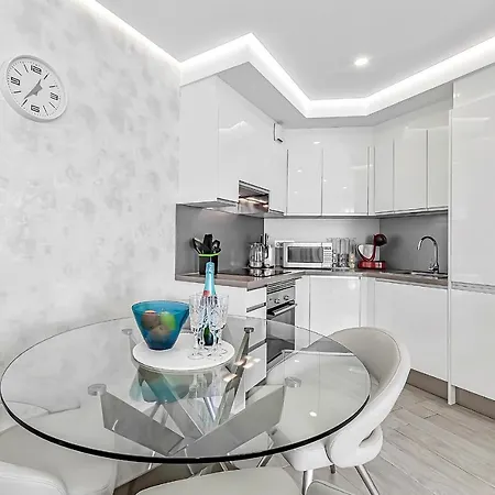 Apartment Ocean Garden 2 Bed *