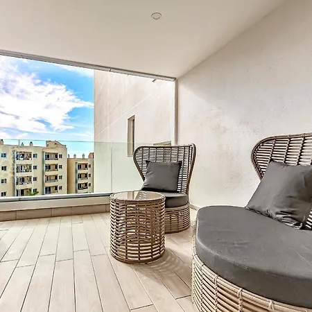 Ocean Garden 2 Bed